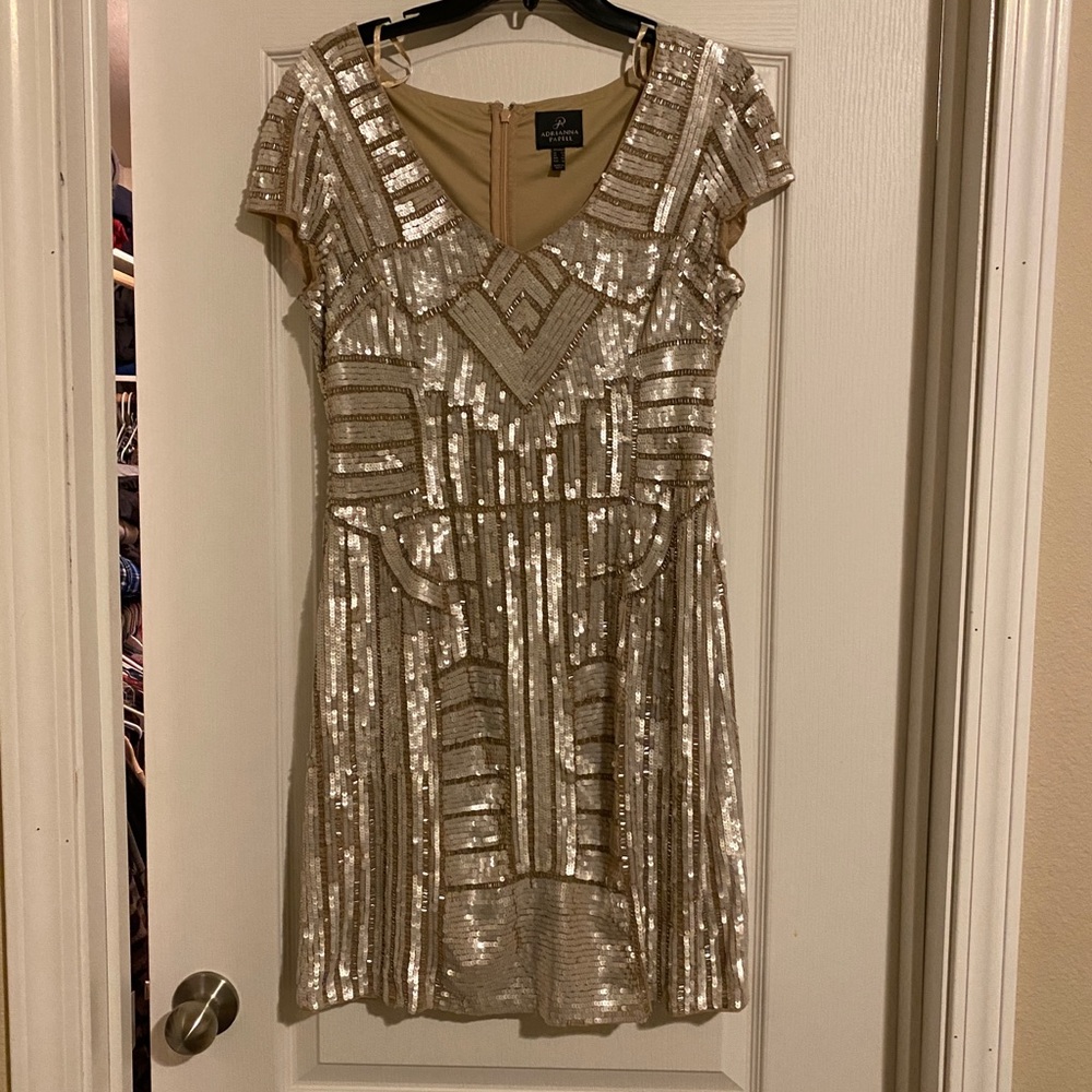 Adrianna Papell. Cocktail dress.